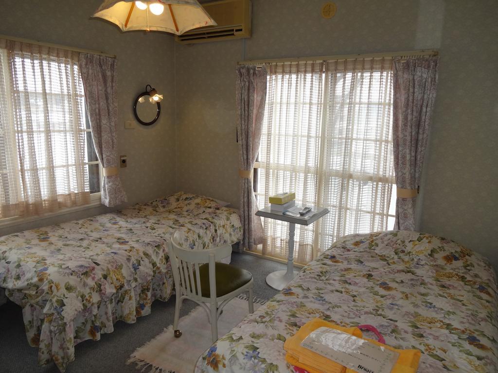 Ishiuchi Pension Bruges Minamiuonuma Bilik gambar